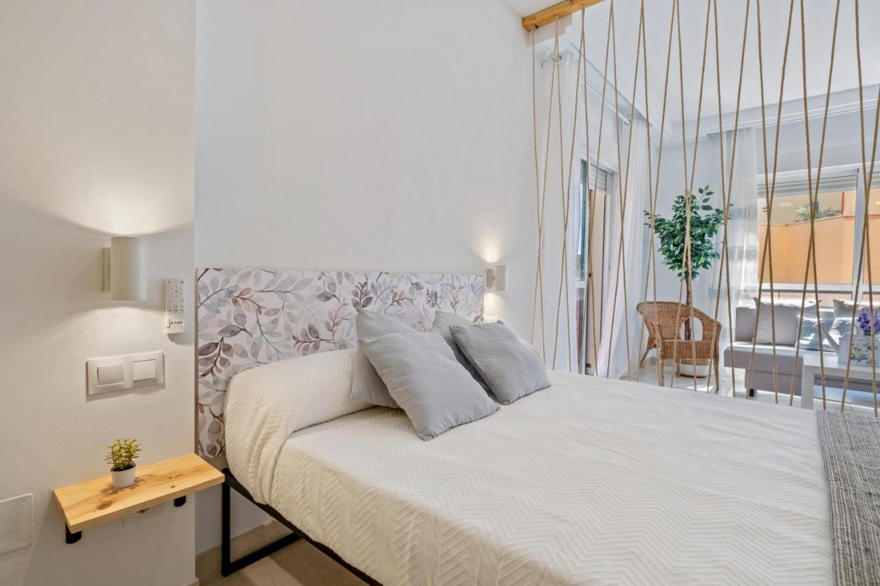 Nina Surena Home Anoreta Golf Torre de Benagalbon Bagian luar foto